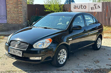 Седан Hyundai Accent 2008 в Ржищеве