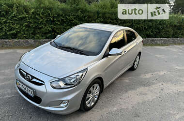 Седан Hyundai Accent 2012 в Вінниці