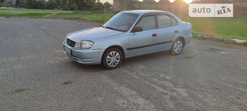 Седан Hyundai Accent 2004 в Белгороде-Днестровском