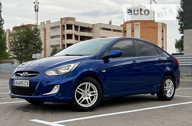 Седан Hyundai Accent 2012 в Киеве