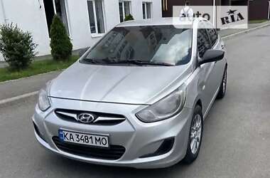 Седан Hyundai Accent 2011 в Киеве