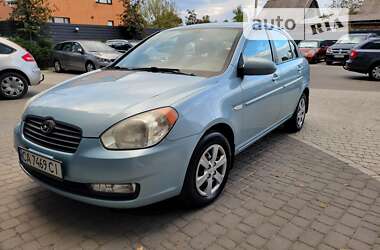 Седан Hyundai Accent 2010 в Ирпене