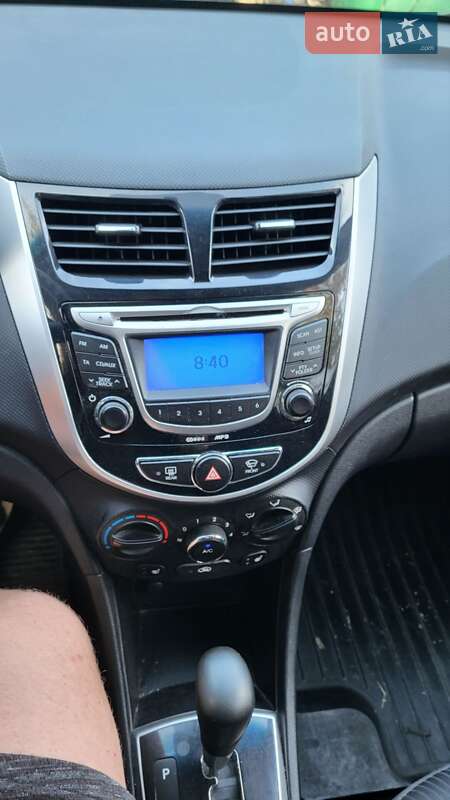 Седан Hyundai Accent 2012 в Кременчуці