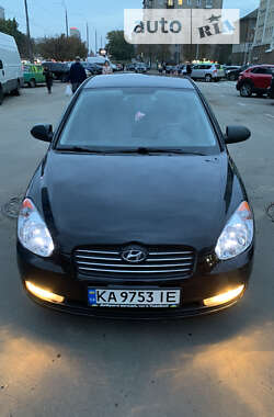 Седан Hyundai Accent 2008 в Киеве