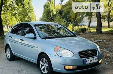 Седан Hyundai Accent 2006 в Павлограді