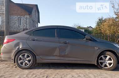 Седан Hyundai Accent 2011 в Славуті