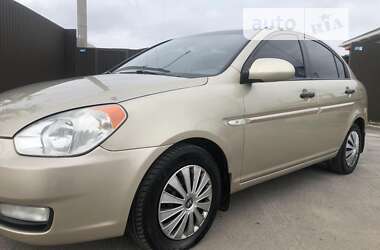 Седан Hyundai Accent 2007 в Петропавловской Борщаговке