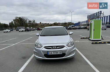 Седан Hyundai Accent 2011 в Умані