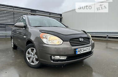 Седан Hyundai Accent 2008 в Киеве