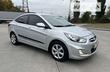 Седан Hyundai Accent 2013 в Києві