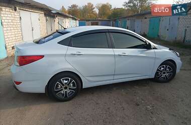 Седан Hyundai Accent 2018 в Павлограде