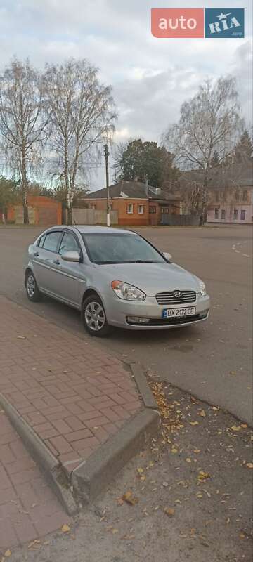 Седан Hyundai Accent 2007 в Ромнах