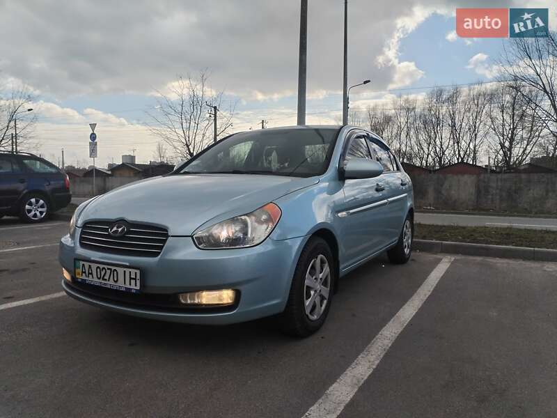 Седан Hyundai Accent 2008 в Киеве