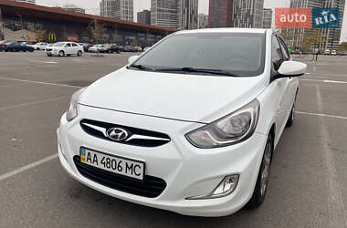 Седан Hyundai Accent 2012 в Києві