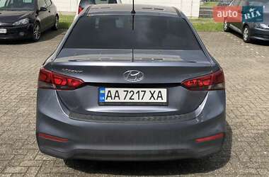 Седан Hyundai Accent 2018 в Києві