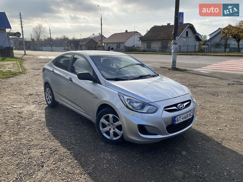 Седан Hyundai Accent 2011 в Коломые