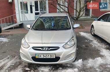 Седан Hyundai Accent 2011 в Киеве