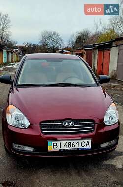 Седан Hyundai Accent 2010 в Лубнах