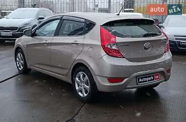 Хэтчбек Hyundai Accent 2012 в Харькове