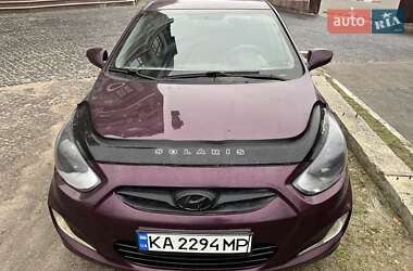 Хетчбек Hyundai Accent 2012 в Києві