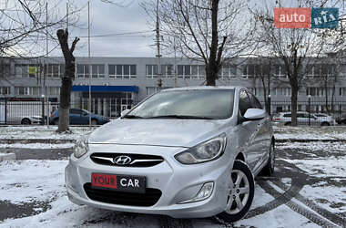 Седан Hyundai Accent 2012 в Києві