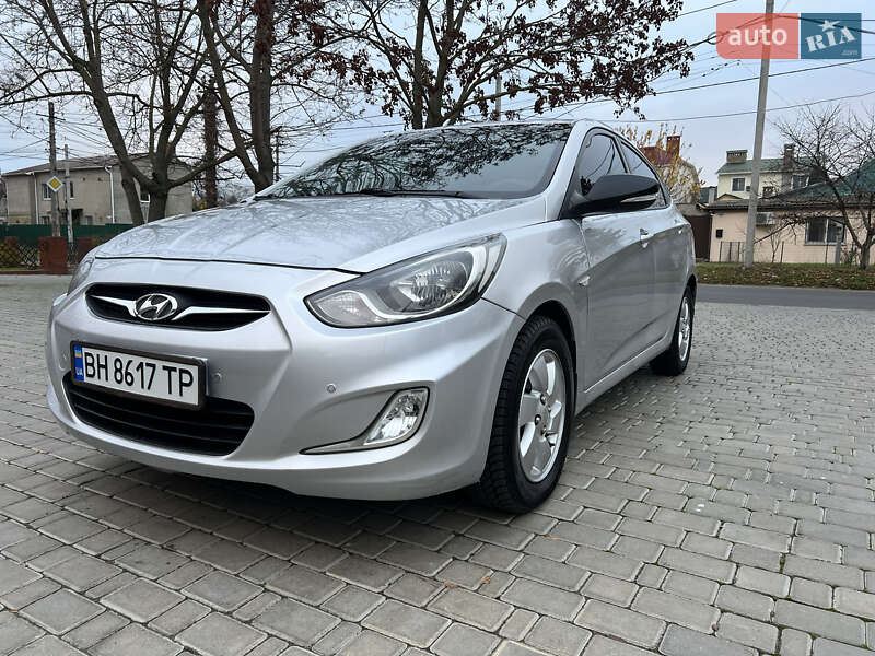 Седан Hyundai Accent 2011 в Одессе