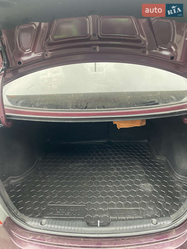 Седан Hyundai Accent 2011 в Запорожье