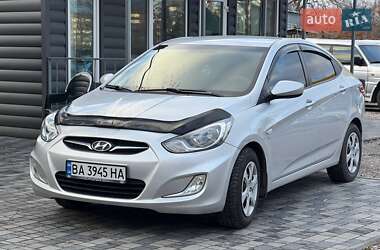 Седан Hyundai Accent 2011 в Кропивницком