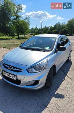 Седан Hyundai Accent 2011 в Кривом Роге