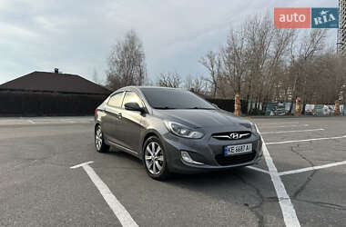 Седан Hyundai Accent 2011 в Днепре