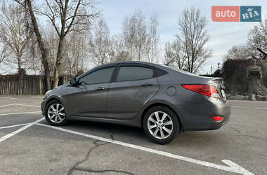 Седан Hyundai Accent 2011 в Днепре