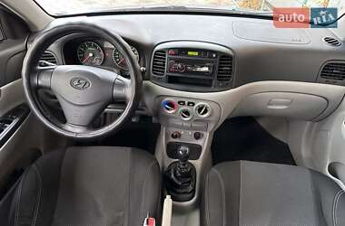 Седан Hyundai Accent 2008 в Кам'янському