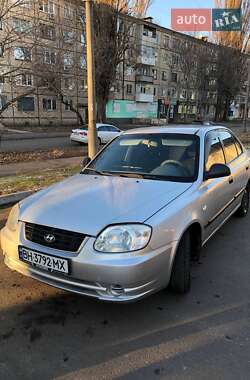 Седан Hyundai Accent 2004 в Кривому Розі