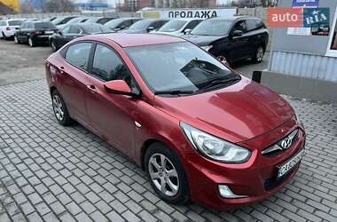 Седан Hyundai Accent 2011 в Миколаєві