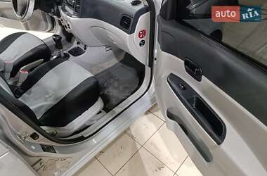 Седан Hyundai Accent 2008 в Славянске