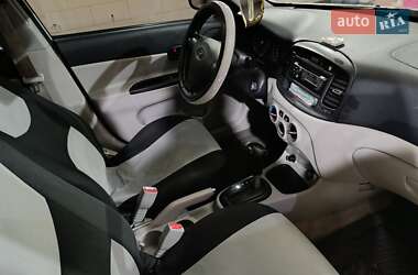 Седан Hyundai Accent 2008 в Славянске