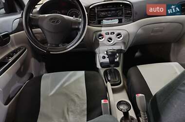 Седан Hyundai Accent 2008 в Славянске