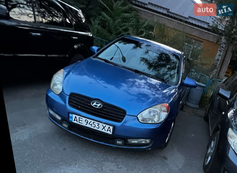 Седан Hyundai Accent 2008 в Днепре