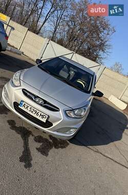 Седан Hyundai Accent 2013 в Харкові