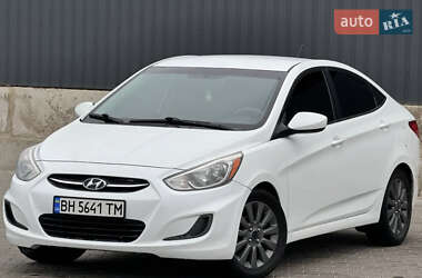 Седан Hyundai Accent 2015 в Миколаєві