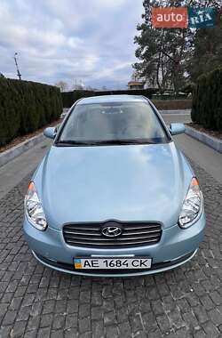 Седан Hyundai Accent 2008 в Днепре