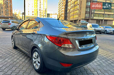 Седан Hyundai Accent 2012 в Хмельницькому