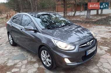 Седан Hyundai Accent 2012 в Києві