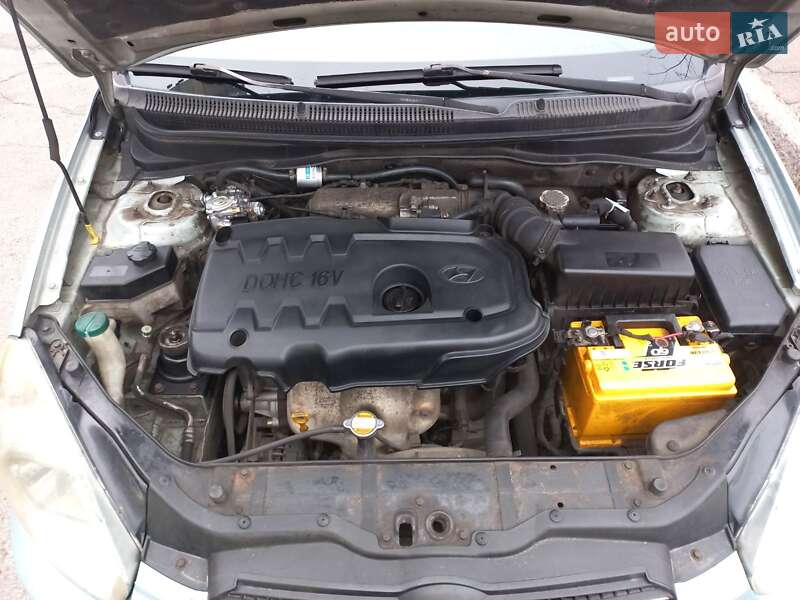 Седан Hyundai Accent 2008 в Киеве
