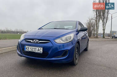 Седан Hyundai Accent 2011 в Кривому Розі