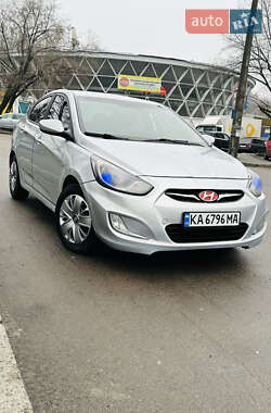 Седан Hyundai Accent 2012 в Києві