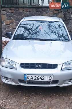 Седан Hyundai Accent 2001 в Софіївській Борщагівці