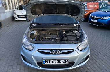 Седан Hyundai Accent 2013 в Миколаєві