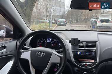 Седан Hyundai Accent 2012 в Киеве