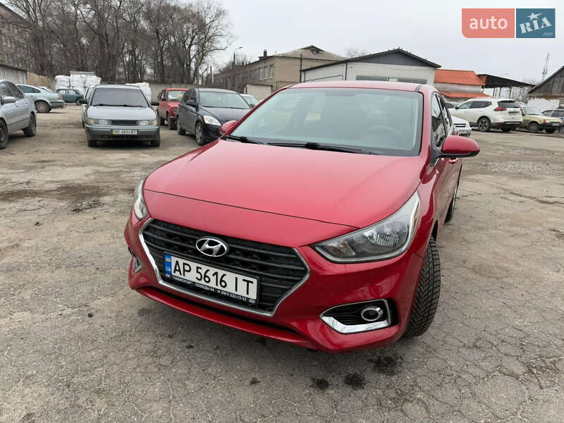 Седан Hyundai Accent 2018 в Запоріжжі